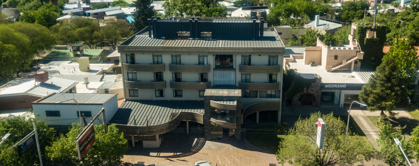 vista aerea de un edificio en mendoza